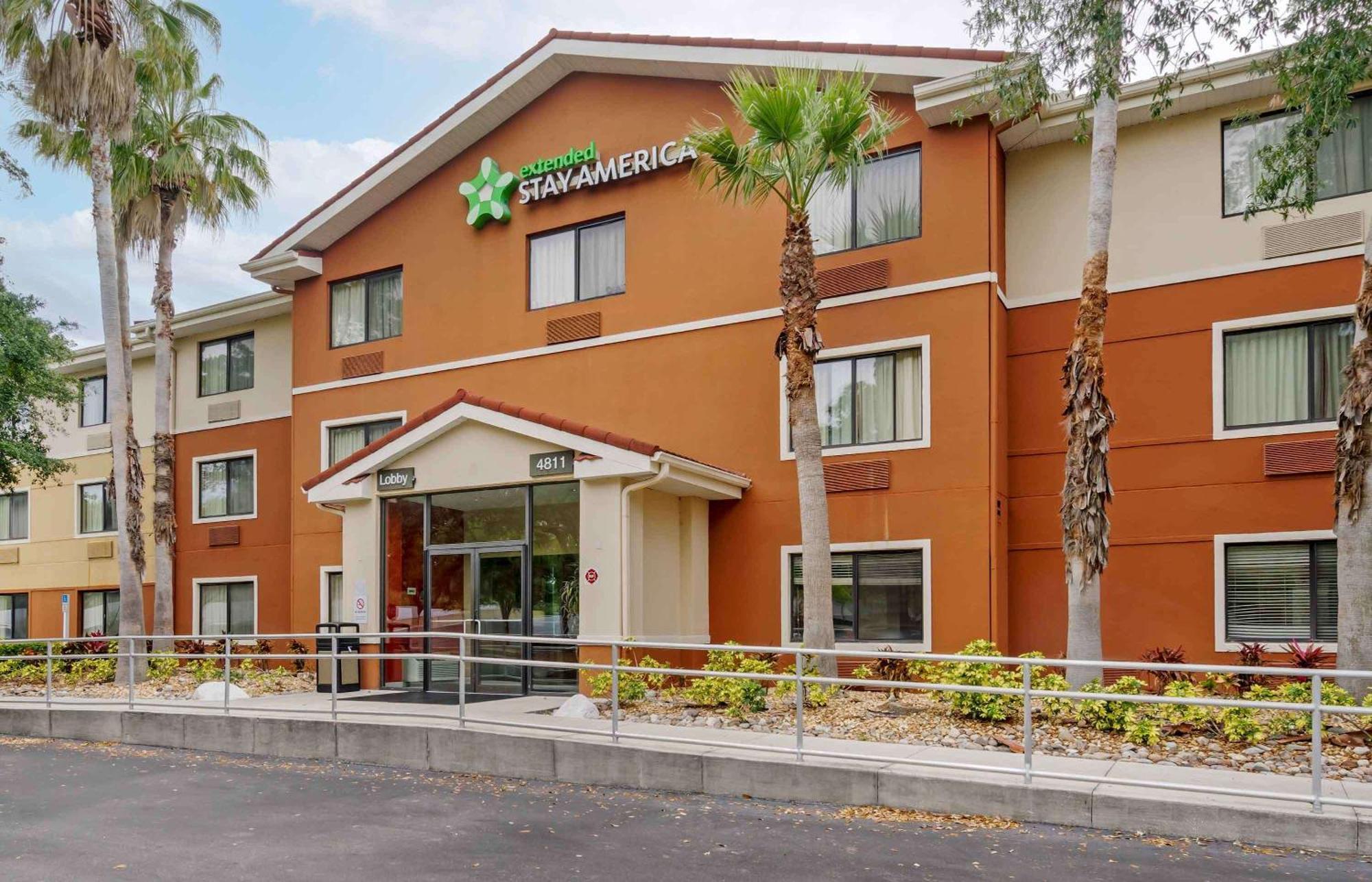 Extended Stay America Select Suites Tampa Airport Memorial Hwy West Chase Exteriör bild
